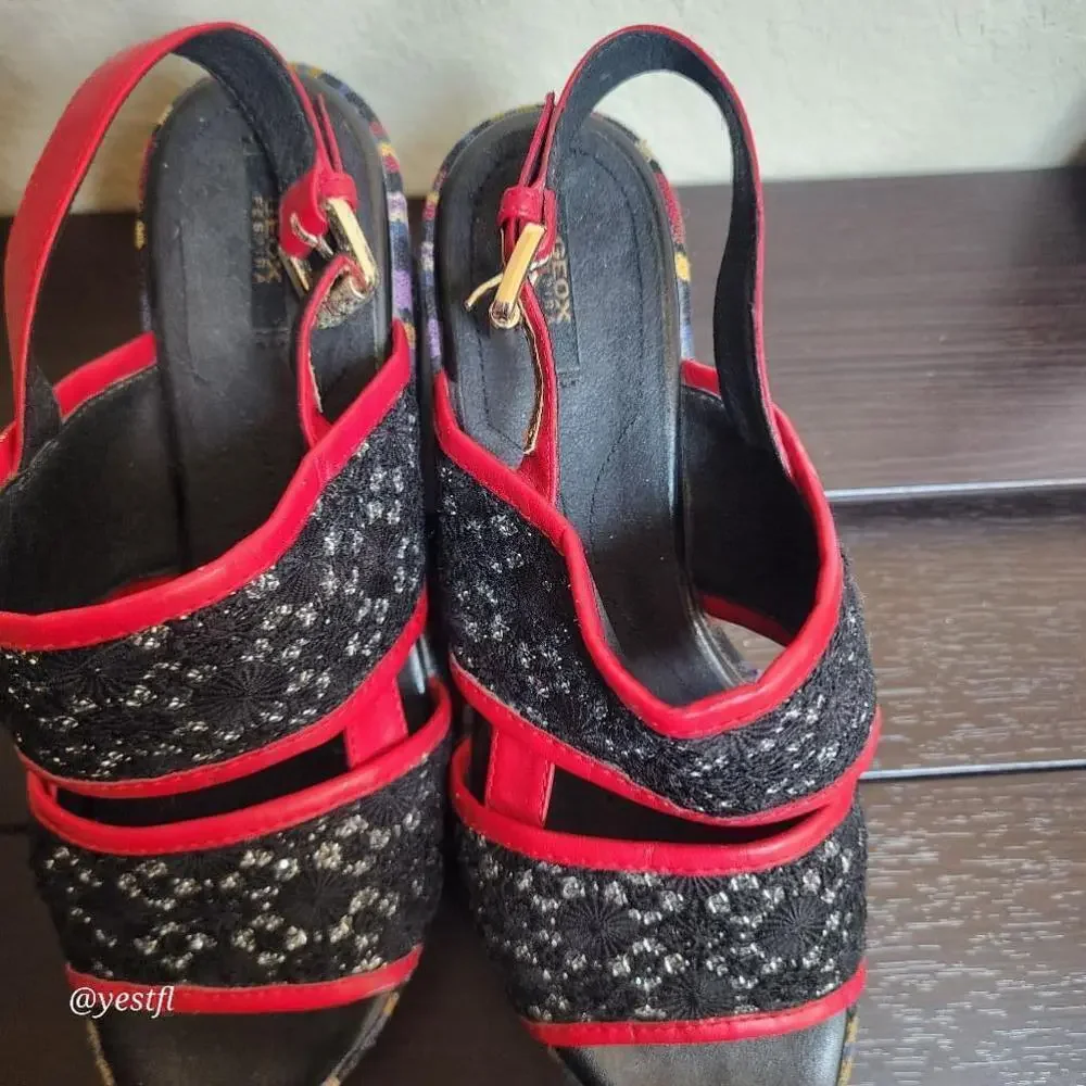 Women's Geox Sandals Size 38 Red/Black rainbow